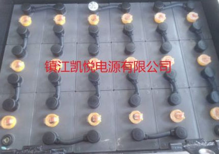 叉車蓄電池電解質(zhì)鹽的缺乏也會(huì)導(dǎo)致容量損失